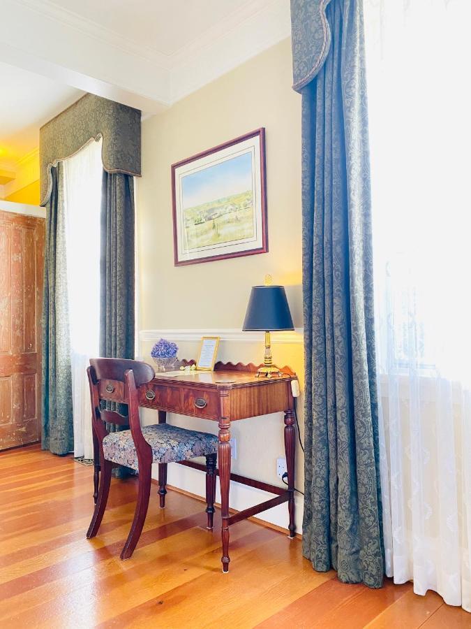 Princess And The Pea Hotel Langley Extérieur photo
